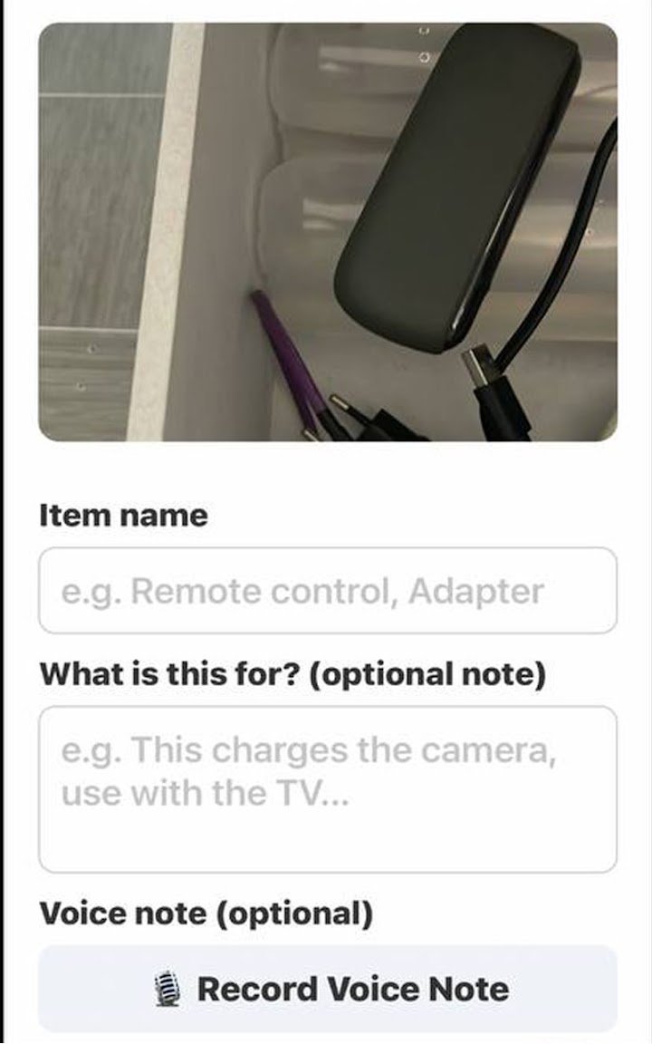 Refindo add item screen with a photo, an item name, a note and a voice note recorder